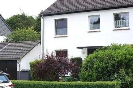 Haus zum Kaufen in Duisburg 395.000 € 110 m² 6 zimmer