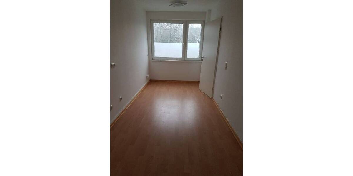 Gewerbeobjekt Duisburg Hochheide - 2 Zimmer, 68 m&sup2;, 680&euro; | Angebot:23943551