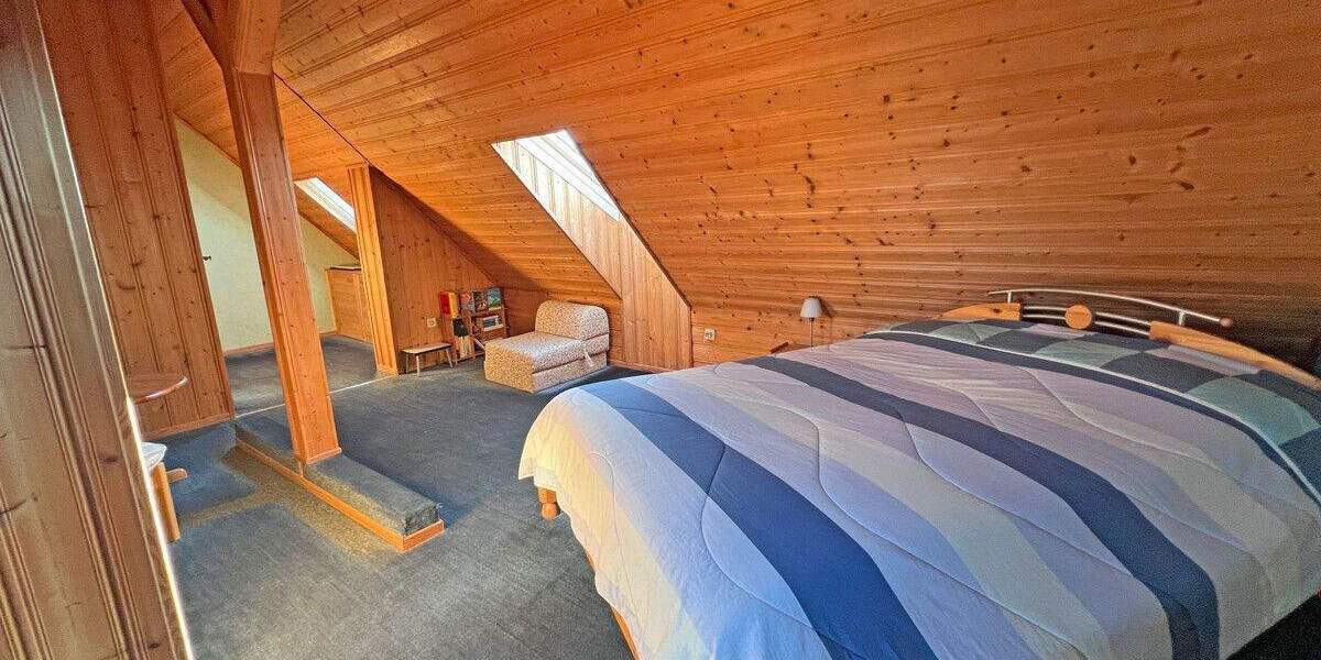 Reihenendhaus Kamp-Lintfort Lintfort - 5 Zimmer, 195 m&sup2;, 349.000&euro; | Angebot:25566912