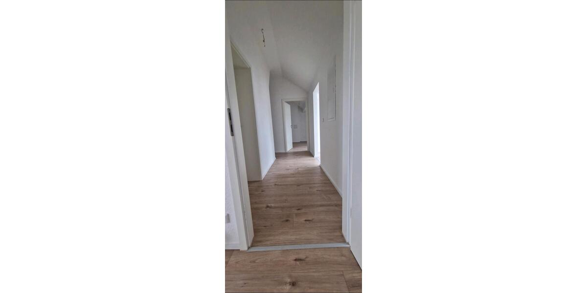 Dachgeschoßwohnung Bottrop Batenbrock - 2 Zimmer, 75 m&sup2;, 699&euro; | Angebot:25647921