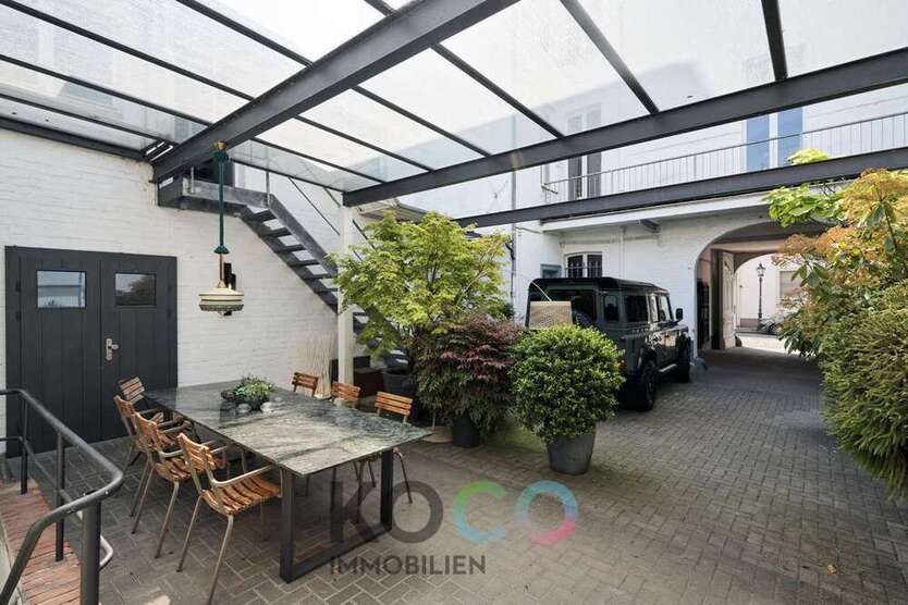 Einzelhandel in Düsseldorf Carlstadt 1.200.000 € 376 m²