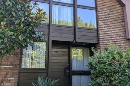 Haus zum Kaufen in Duisburg 450.000 € 121.75 m² 4 zimmer