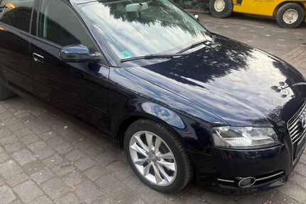 Audi A3 281.221 km 5.200 &euro; Neukirchen-Vluyn 47506
