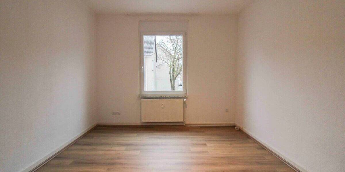 Etagenwohnung Essen Steele - 4 Zimmer, 102 m&sup2;, 135.000&euro; | Angebot:26377781