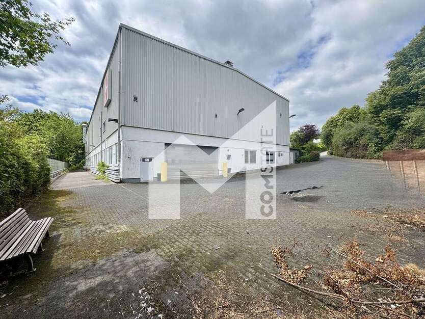 Halle in Wuppertal 13.600 € 4970 m² zimmer
