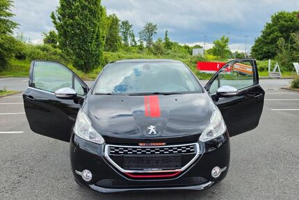 Peugeot 208 60.500 km 6.000 &euro; Düsseldorf 40472