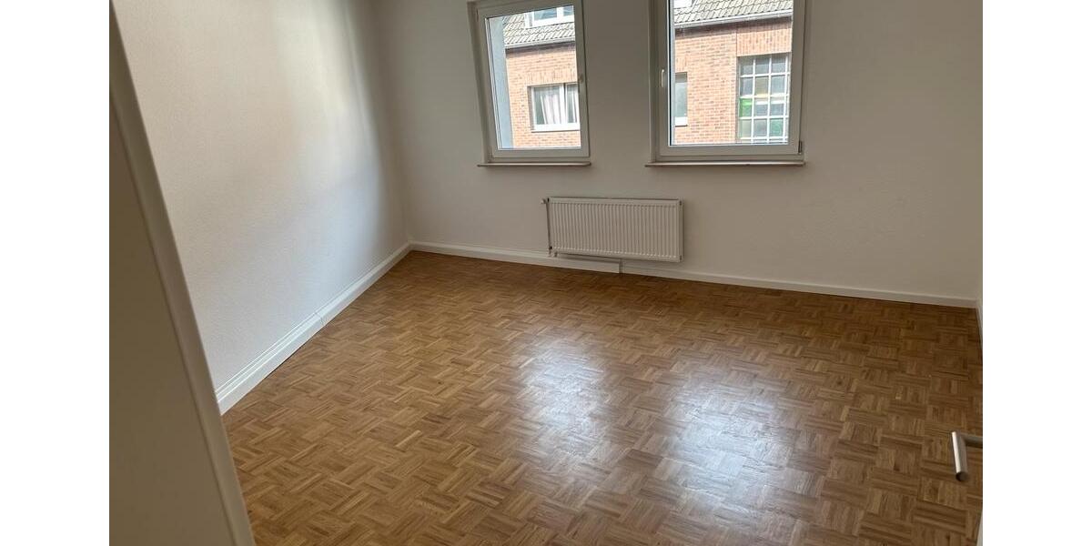 Etagenwohnung Essen Stadtkern - 2.5 Zimmer, 70 m&sup2;, 850&euro; | Angebot:26221256