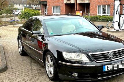 VW Phaeton 298.000 km 2.400 &euro; Essen 45327