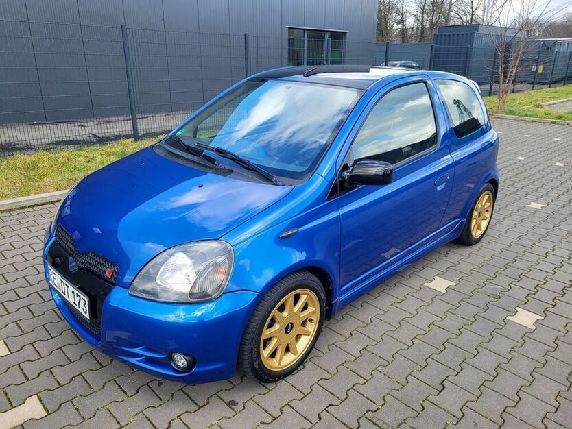 Yaris