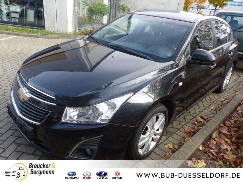 Chevrolet Cruze 161.554 km 3.300 € Düsseldorf 40233