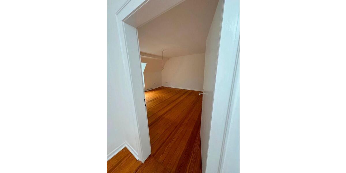 Maisonettenwohnung Duisburg Duisburg-Mitte - 3 Zimmer, 120 m&sup2;, 950&euro; | Angebot:24979745