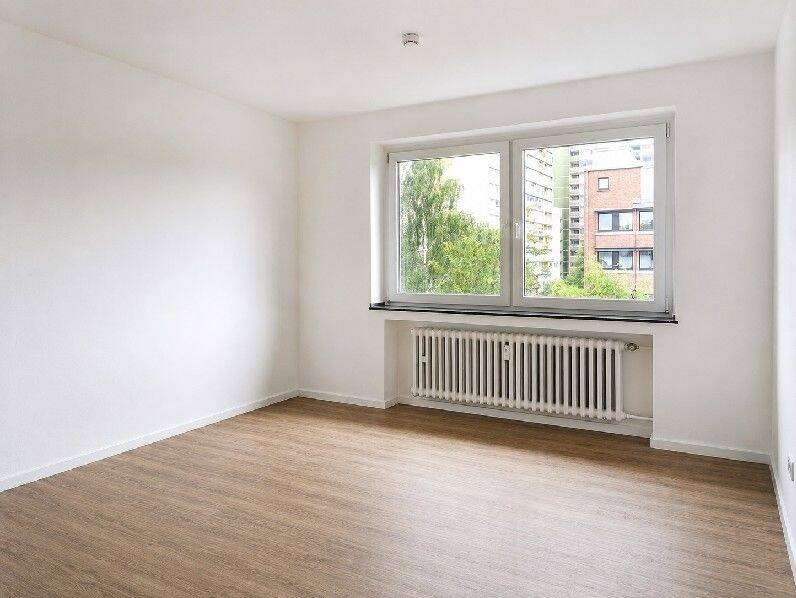 Etagenwohnung Krefeld Cracau - 3 Zimmer, 88 m&sup2;, 600&euro; | Angebot:26885797
