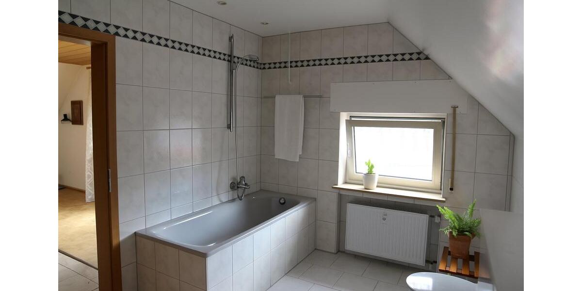 Einfamilienhaus Essen Stadtbezirk VII - 11 Zimmer, 280 m&sup2;, 835.000&euro; | Angebot:27156474