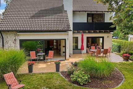 Haus Kaarst - 5 Zimmer, 198 m&sup2;, 865.000&euro; | Angebot:26570535