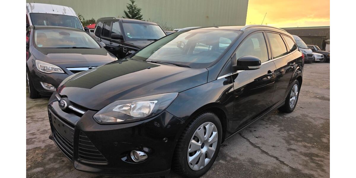 Ford Focus 169.000 km 3.700 &euro; Moers 47441