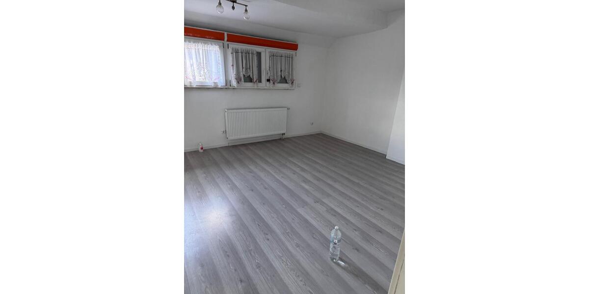 Reihenhaus Duisburg Rheinhausen - 249.000&euro; | Angebot:27151308
