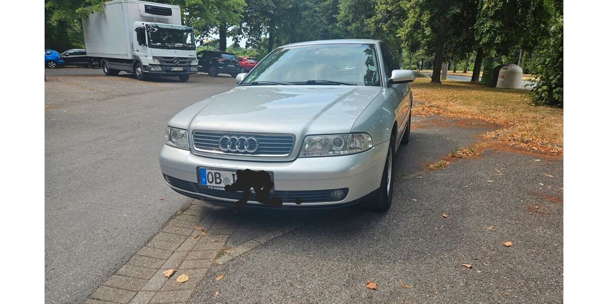 Audi A4 259.000 km 3.200 &euro; Oberhausen 46119
