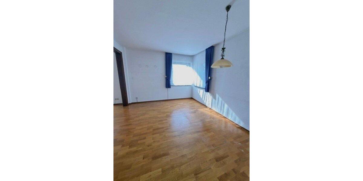 Einfamilienhaus Duisburg Rheinhausen - 7.5 Zimmer, 186 m&sup2;, 550.000&euro; | Angebot:26921852