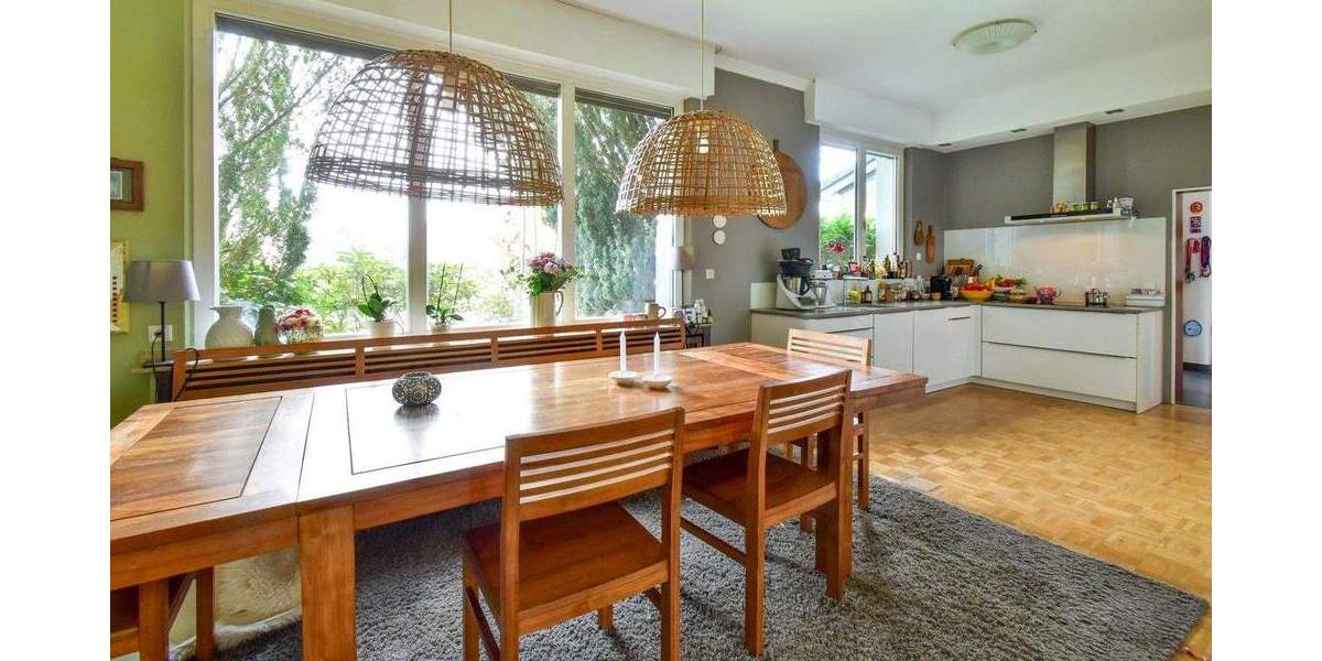 Einfamilienhaus Duisburg / Huckingen Huckingen - 7 Zimmer, 243 m&sup2;, 999.000&euro; | Angebot:25360366