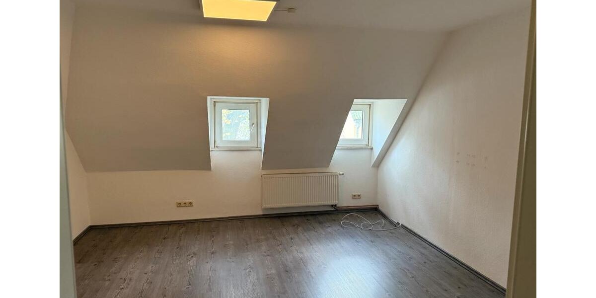 Dachgeschoßwohnung Heiligenhaus - 2 Zimmer, 50 m&sup2;, 500&euro; | Angebot:24689622