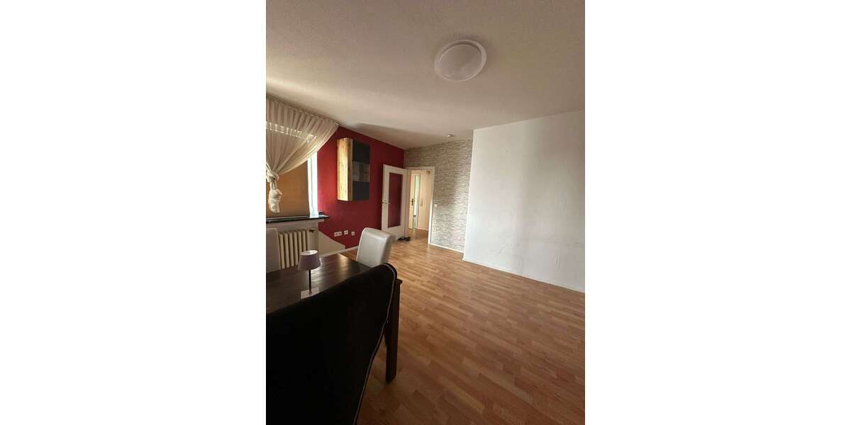 Etagenwohnung Duisburg Essenberg - 1 Zimmer, 37 m&sup2;, 350&euro; | Angebot:25544480