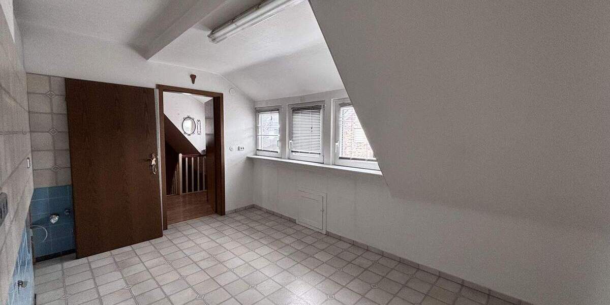 Einfamilienhaus Meerbusch Osterath - 6 Zimmer, 108 m&sup2;, 499.000&euro; | Angebot:23964236