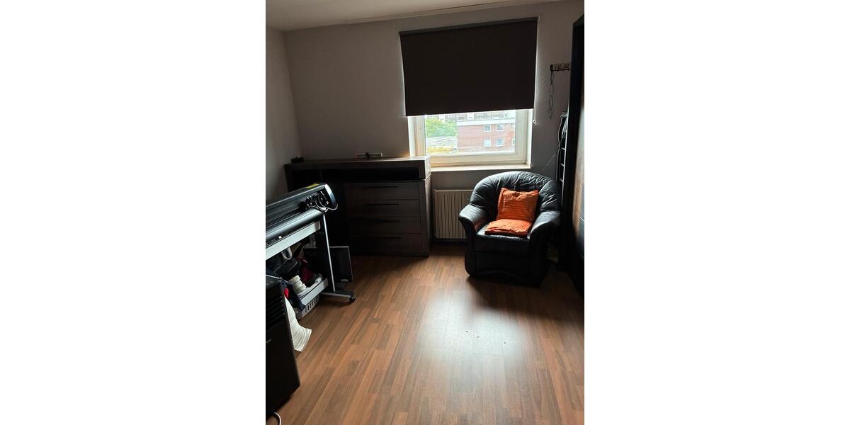 Etagenwohnung Duisburg Huckingen - 2 Zimmer, 65 m&sup2;, 590&euro; | Angebot:26606927