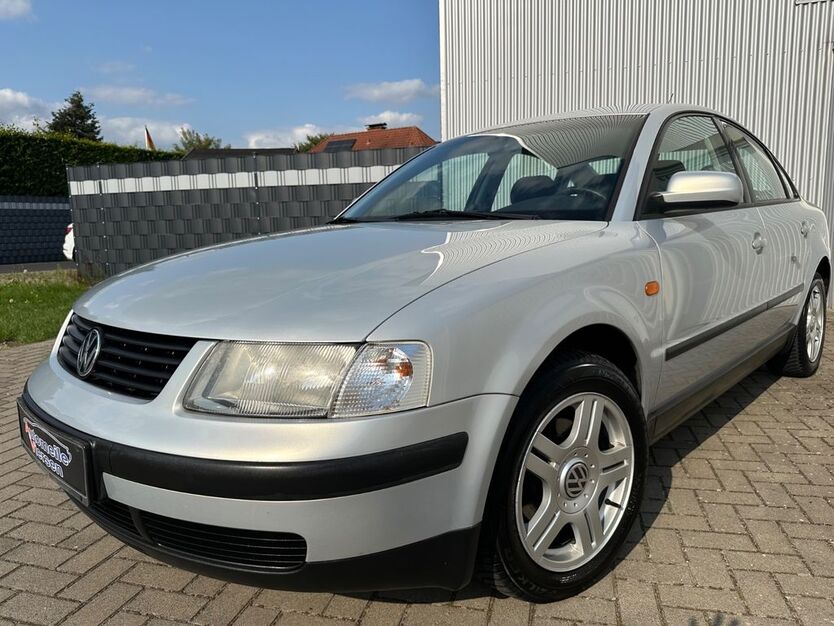 VW Passat 89.000 km 4.490 € Viersen 41748