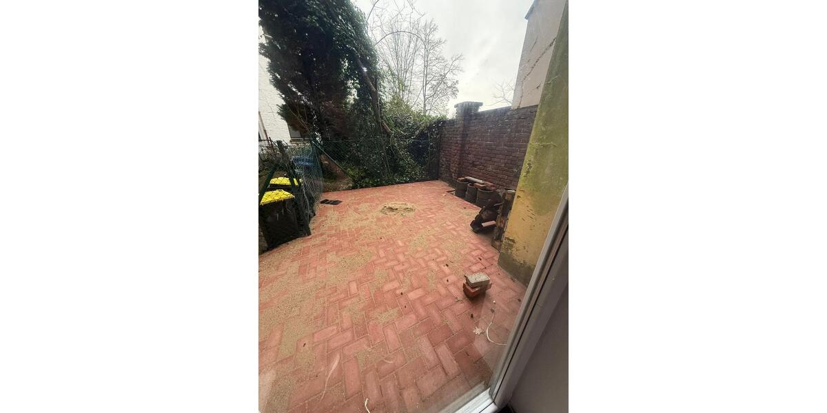 Erdgeschoßwohnung Düsseldorf Oberbilk - 4 Zimmer, 98 m&sup2;, 1.500&euro; | Angebot:25195448