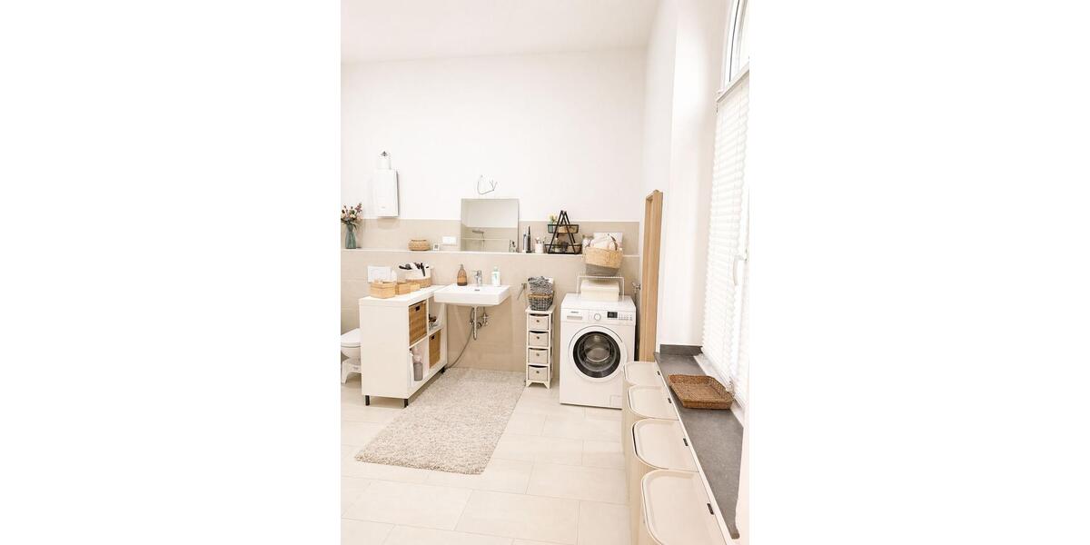 Etagenwohnung Düsseldorf Oberbilk - 3 Zimmer, 108 m&sup2;, 2.285&euro; | Angebot:26327038
