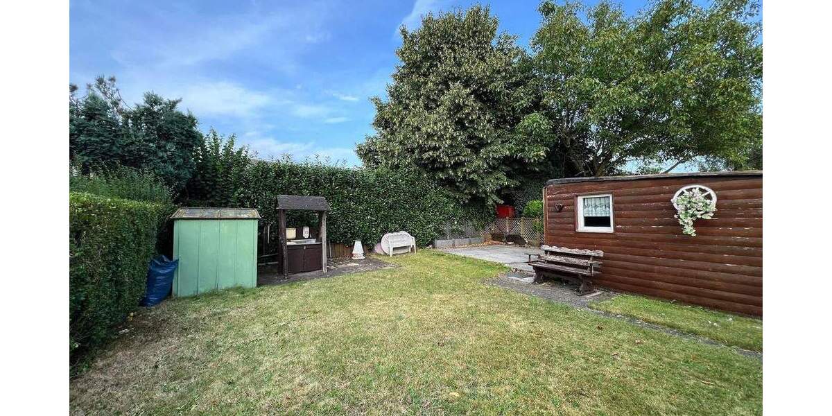 Mehrfamilienhaus, Wohnhaus Bottrop Eigen - 7 Zimmer, 94 m&sup2;, 195.000&euro; | Angebot:24834614