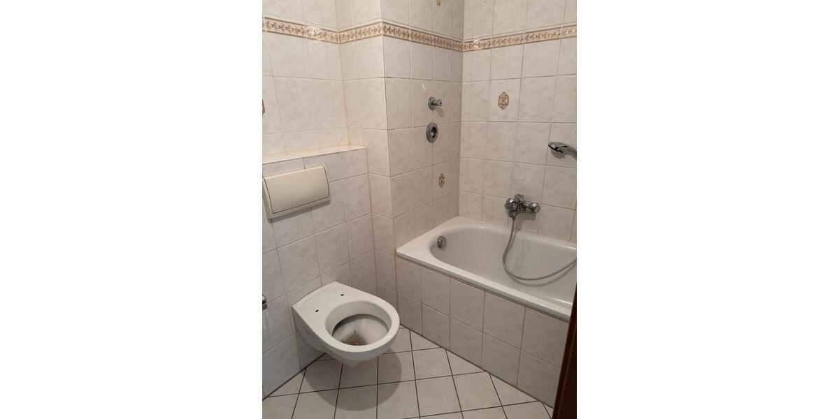 Etagenwohnung Neuss Augustinusviertel - 2 Zimmer, 62 m&sup2;, 805&euro; | Angebot:26356476