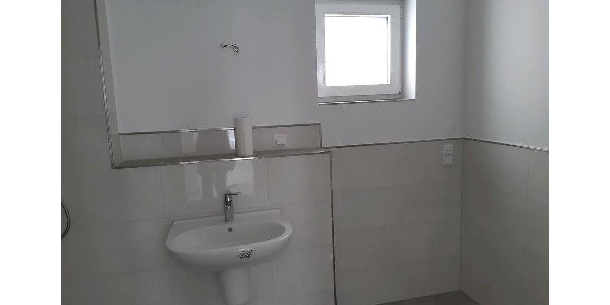 Etagenwohnung Bochum Eppendorf - 3 Zimmer, 100 m&sup2;, 1.750&euro; | Angebot:26323609