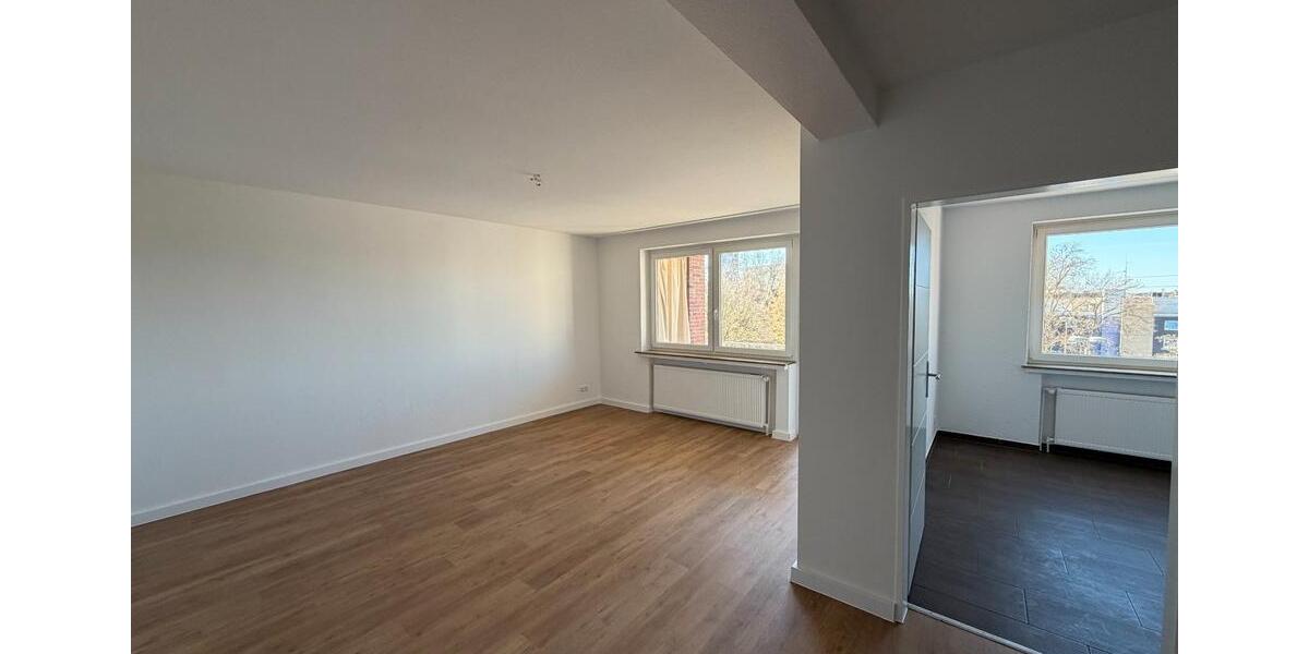 Etagenwohnung Gelsenkirchen Ückendorf - 3 Zimmer, 81 m&sup2;, 730&euro; | Angebot:26060278