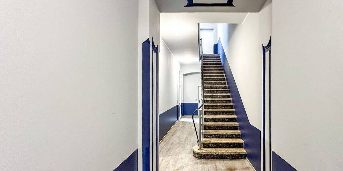 Etagenwohnung Düsseldorf Oberbilk - 1 Zimmer, 39 m&sup2;, 1.100&euro; | Angebot:26816795