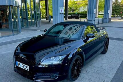 Audi TT 243.000 km 9.250 &euro; Düsseldorf 40221