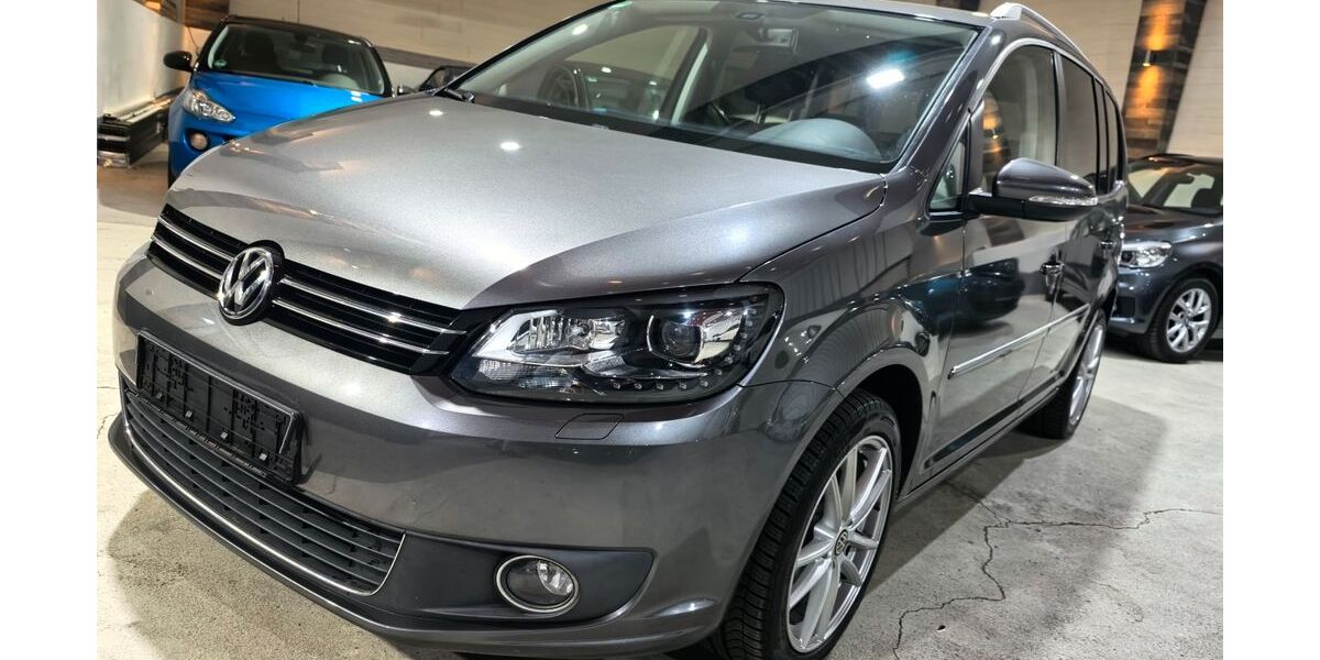 VW Touran 99.559 km 11.500 &euro; Voerde 46562