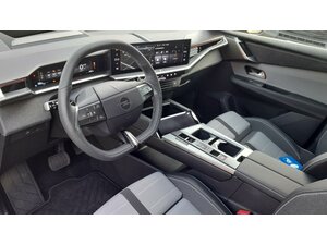 Opel Grandland X Electric 157kW GS 4.800 km 50.890 € HAAN 42781