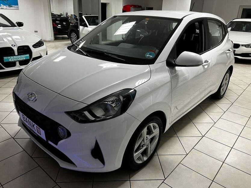 i10