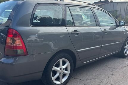 Toyota Corolla 211.000 km 5.490 € Essen 45356