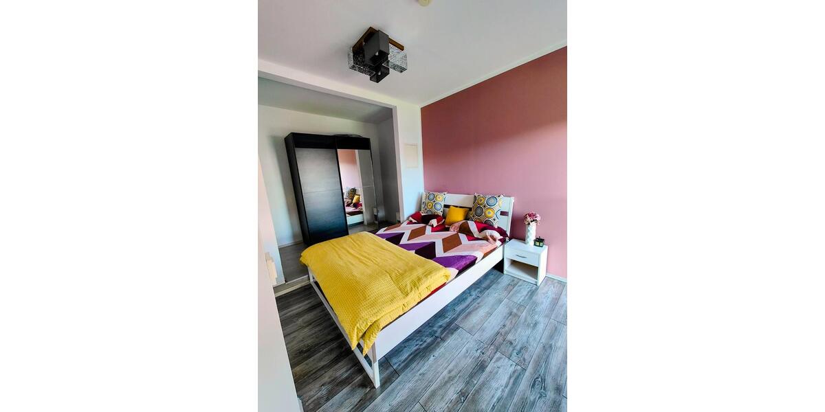 Reihenhaus Duisburg Rheinhausen - 8 Zimmer, 160 m&sup2;, 551.000&euro; | Angebot:25045833