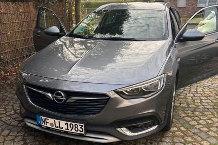 Opel Insignia 95.000 km 11.250 &euro; Bottrop 46238