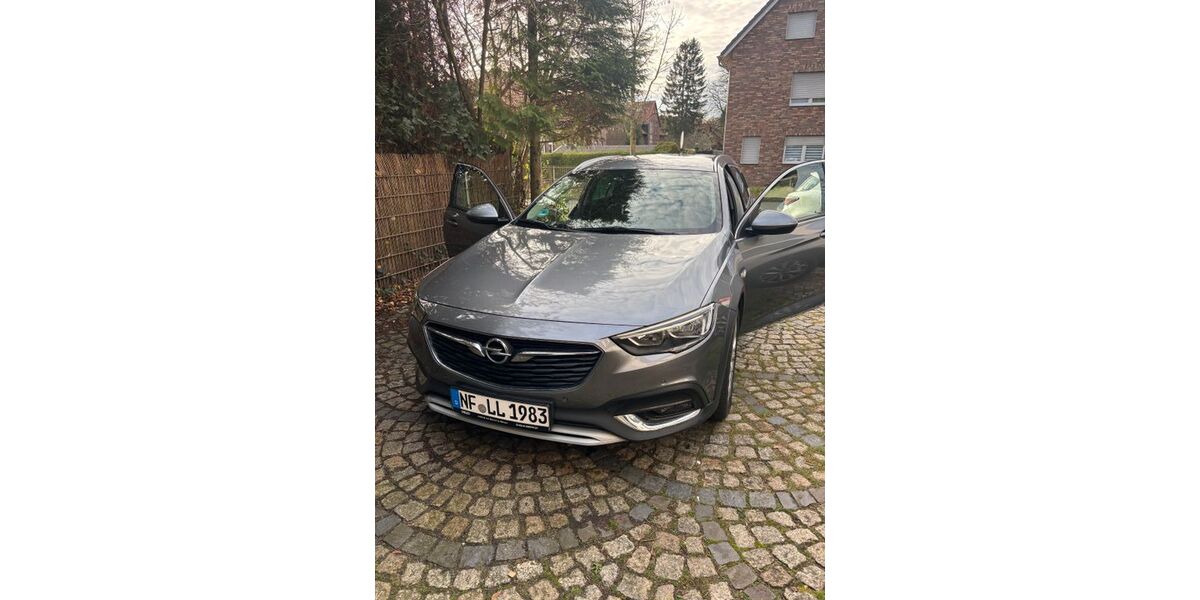 Opel Insignia 95.000 km 11.250 &euro; Bottrop 46238