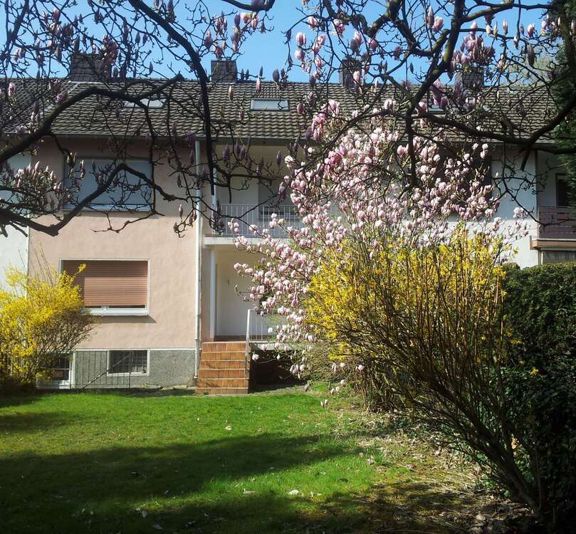 Haus zum Kaufen in Krefeld 359.000 € 134 m²
