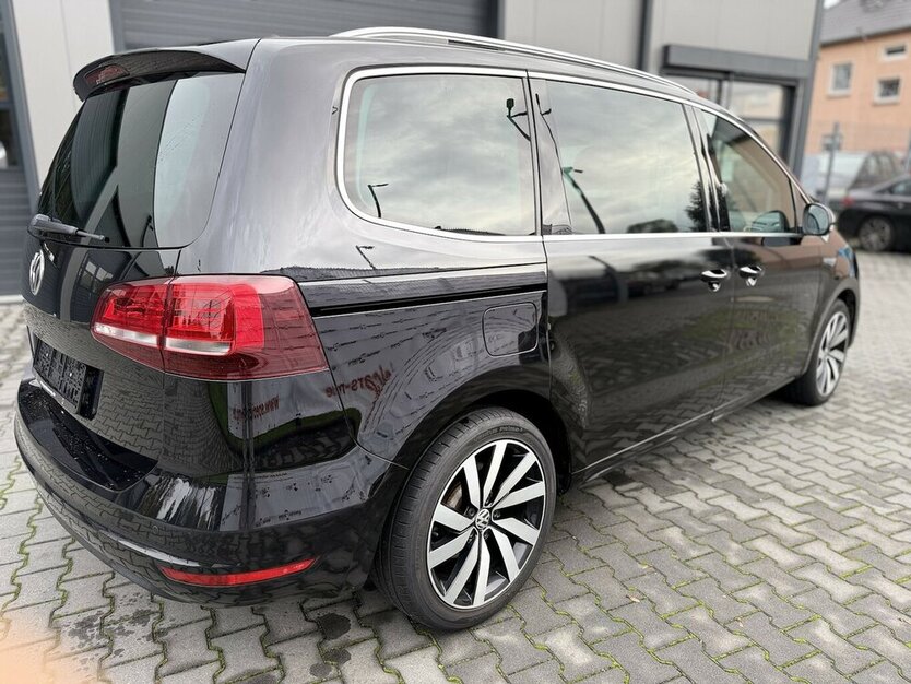 VW Sharan Kamera El.Türen 7.Sitze AppleCarplay 116.000 km 25.990 € Mönchengladbach 41066