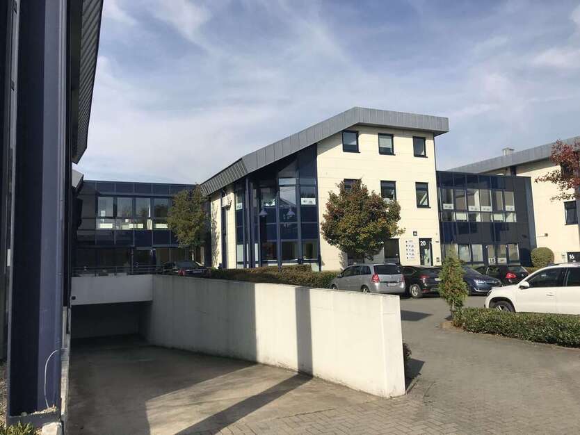 Büro in Moers 6.300.000 € 4589.43 m²