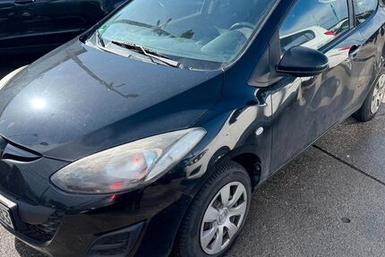 Mazda 2 85.060 km 1.690 &euro; Essen 45326