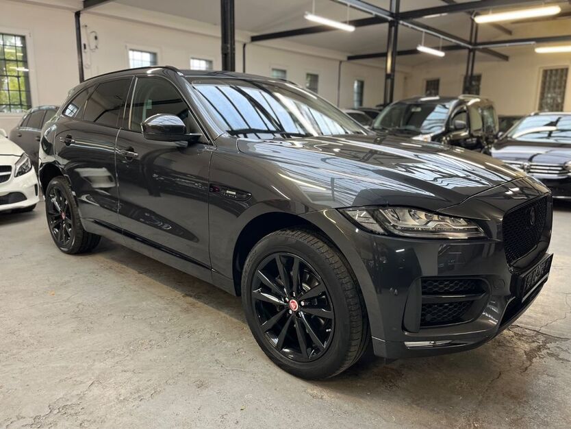 Jaguar F-Pace 99.998 km 22.870 € Velbert 42551