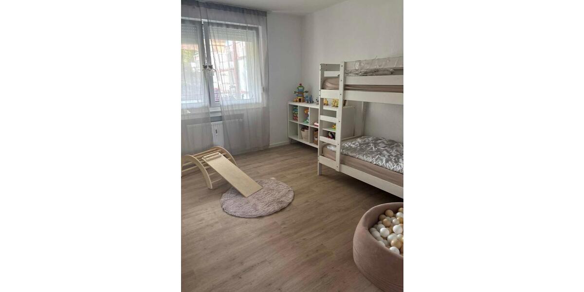 Etagenwohnung Moers Rheinkamp - 3.5 Zimmer, 70 m&sup2;, 630&euro; | Angebot:26227978