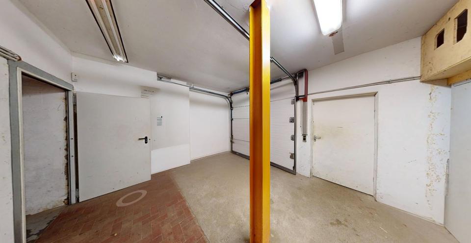 Einfamilienhaus Voerde (Niederrhein) - 14 Zimmer, 468 m&sup2;, 3.000&euro; | Angebot:22566047